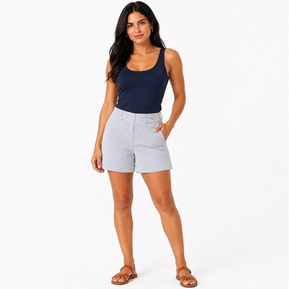 White House Black Market White & Navy Pinstripe Tailored Shorts – Size 00 – NWT